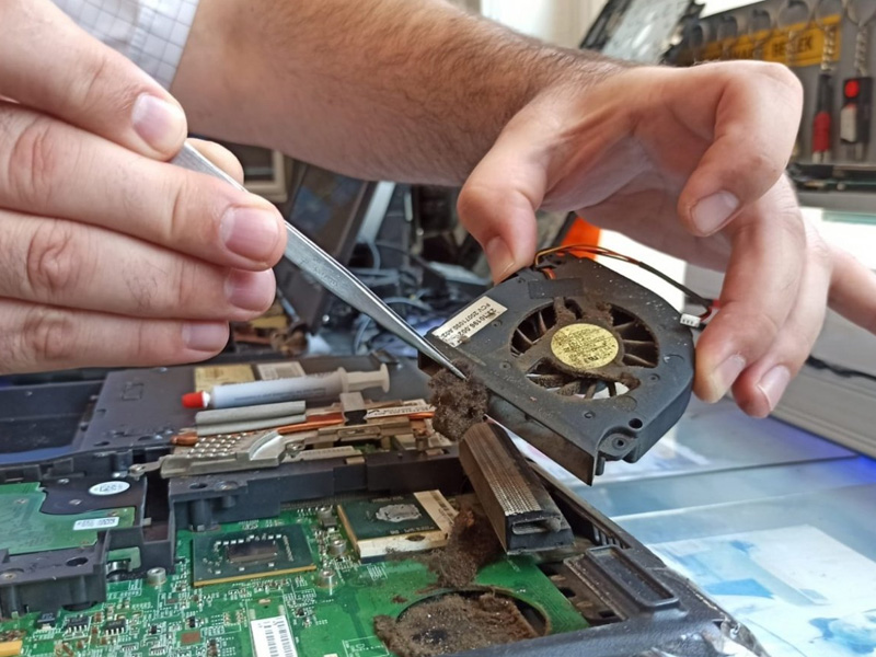 Evde Laptop Bakımı Nasıl Yapılır?
